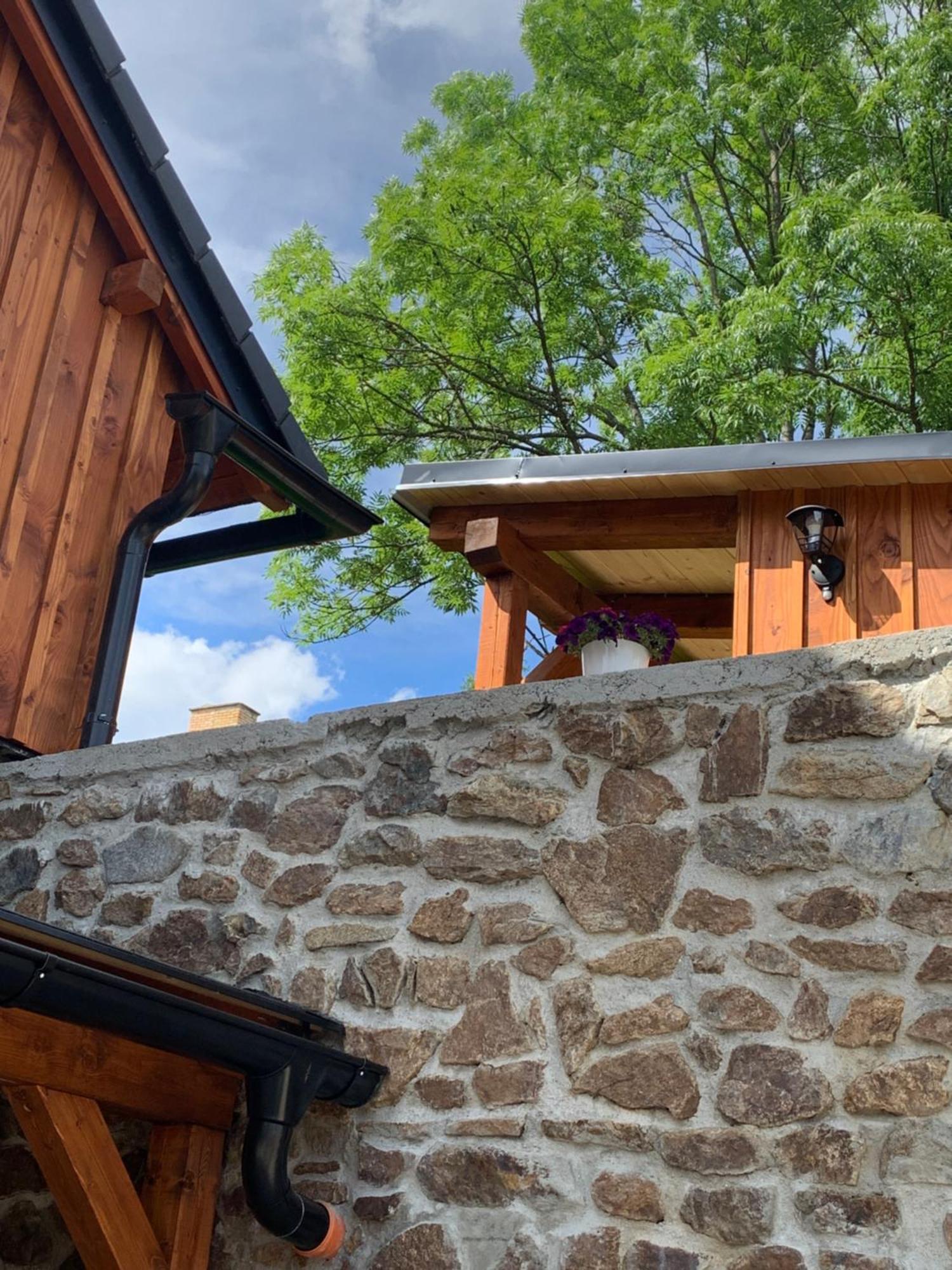 Penzion Pod Peci Lenora Exterior photo