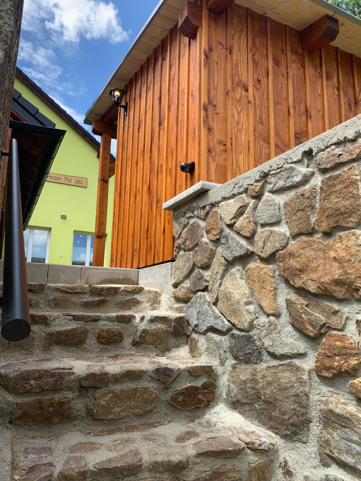 Penzion Pod Peci Lenora Exterior photo